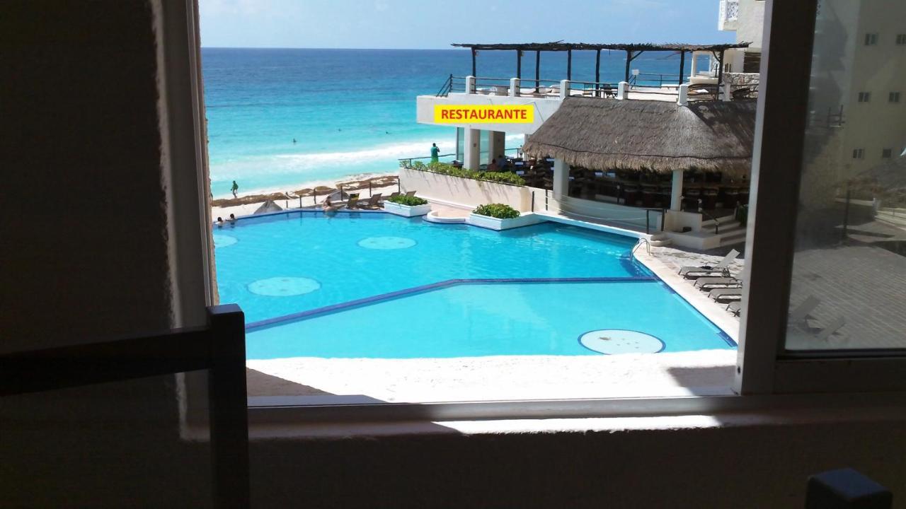 Ocean Front Suite, Balcony, Kitchen. Канкун Екстериор снимка